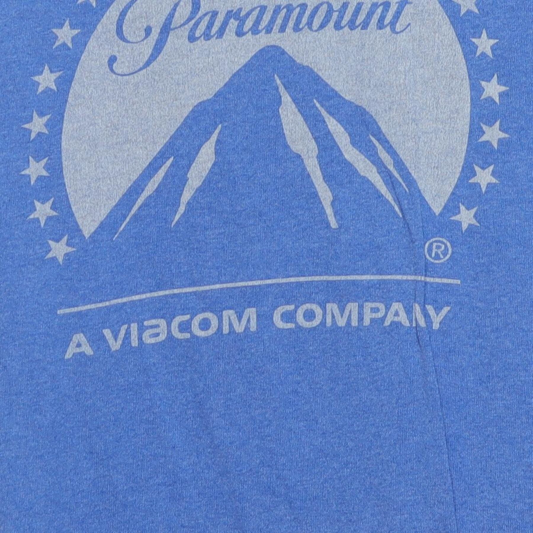 Close-up of the main graphic on the Vintage Y2K Paramount Pictures "Classic Logo" T-Shirt - XL