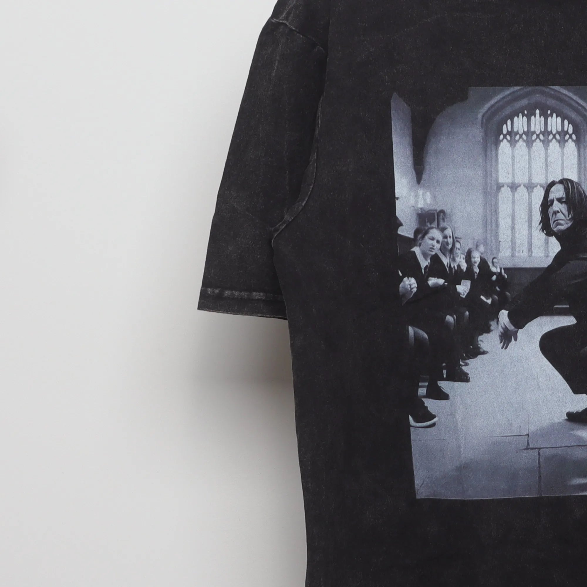 Close-up of the sleeve on the Vintage Style Snape Twerking Meme T-Shirt L