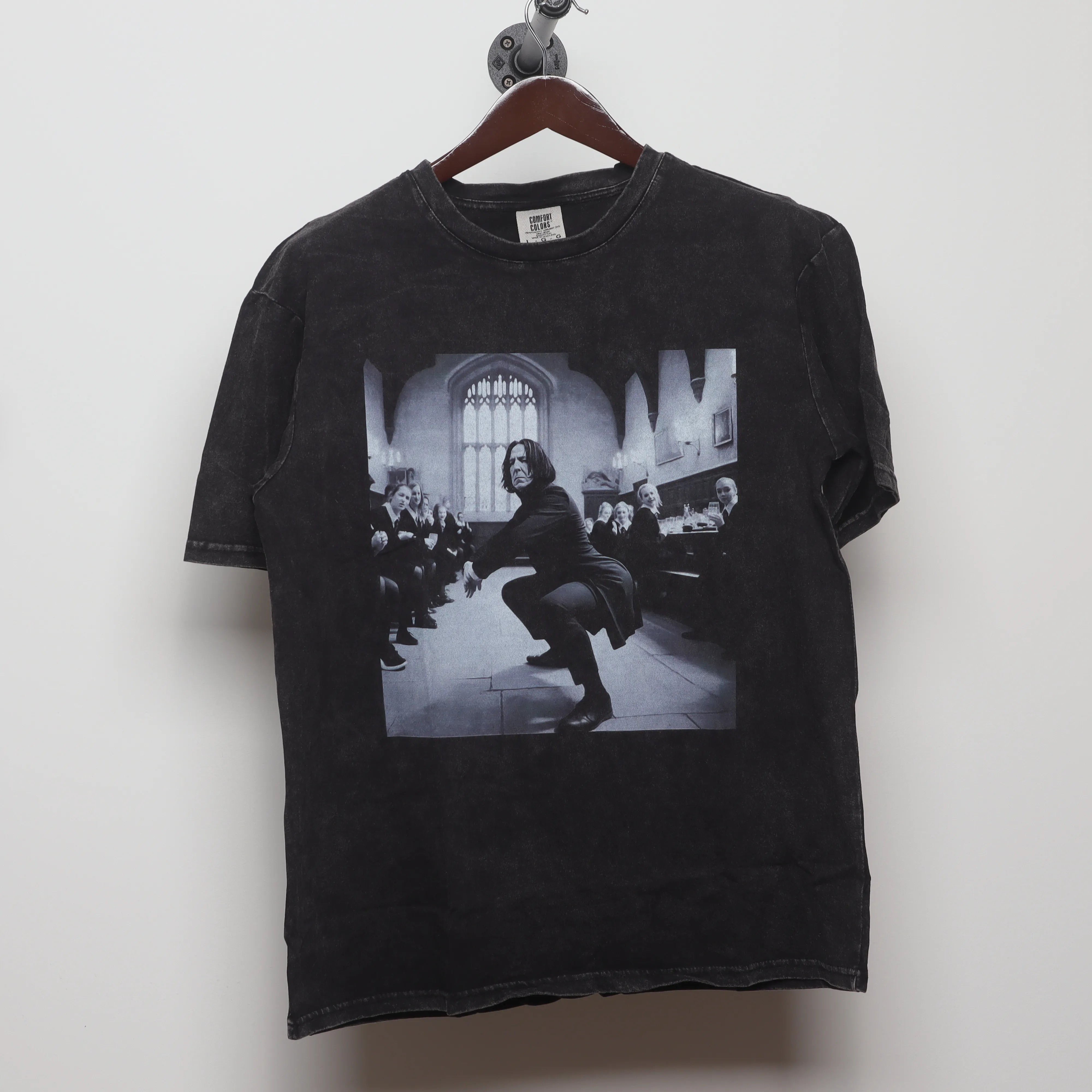 Front view of Vintage Style Snape Twerking Meme T-Shirt L