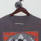 Close-up of the collar and tag on the Vintage Y2K Star Wars "I Love You" Princess Leia T-Shirt - M