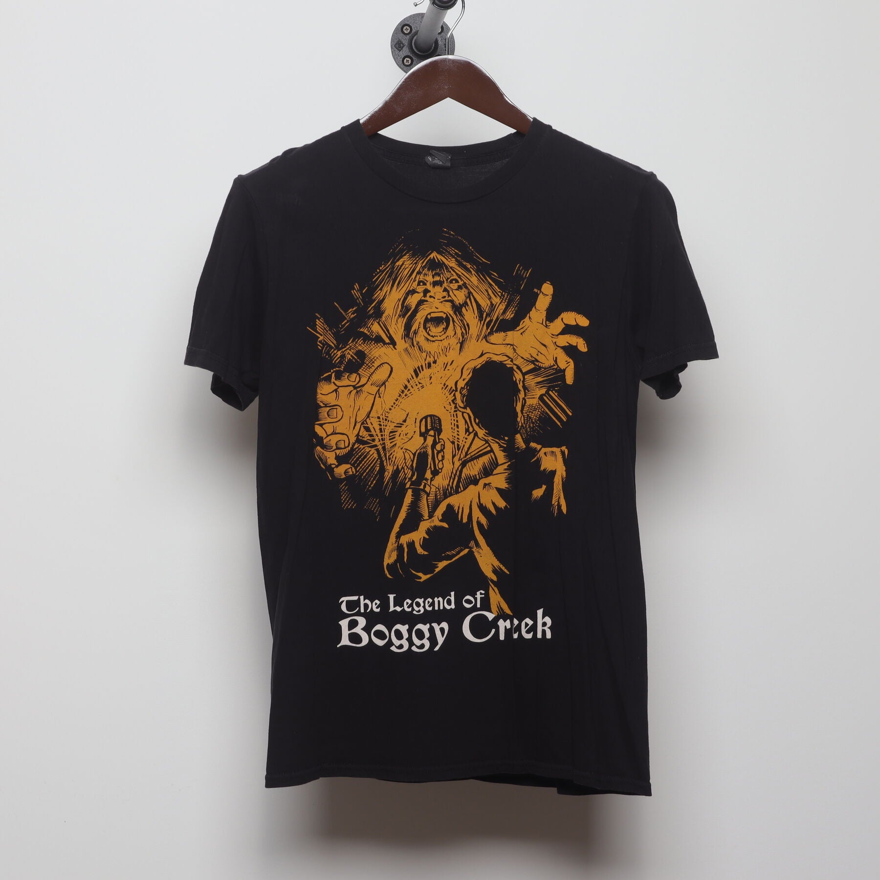 Front view of Vintage Y2K The Legend of Boggy Creek "Fouke Monster" T-Shirt - S