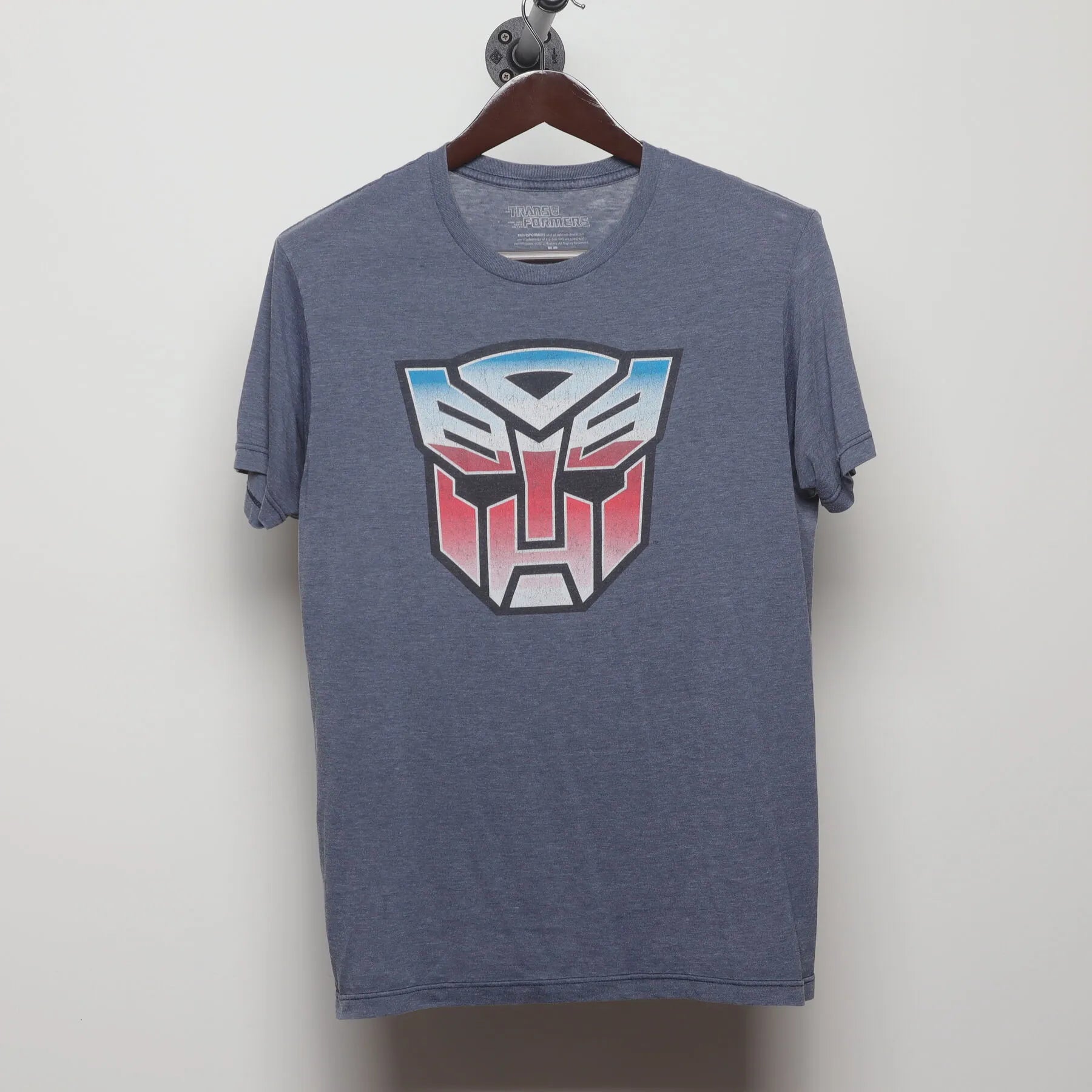 Front view of Vintage Y2K Transformers "Autobot Logo" T-Shirt - M