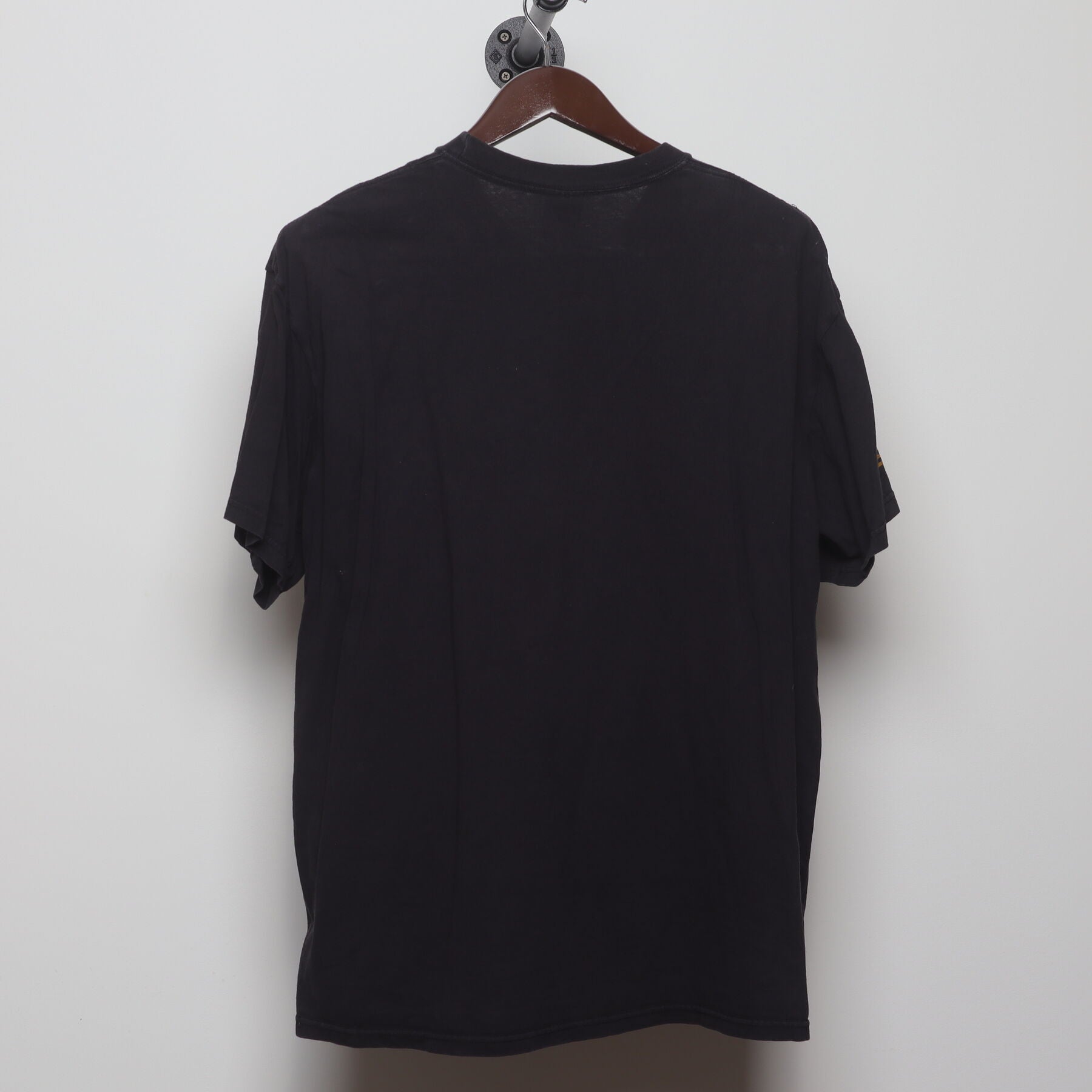 Back view of Vintage Y2K U.S. Army "Army Star Logo" T-Shirt - L