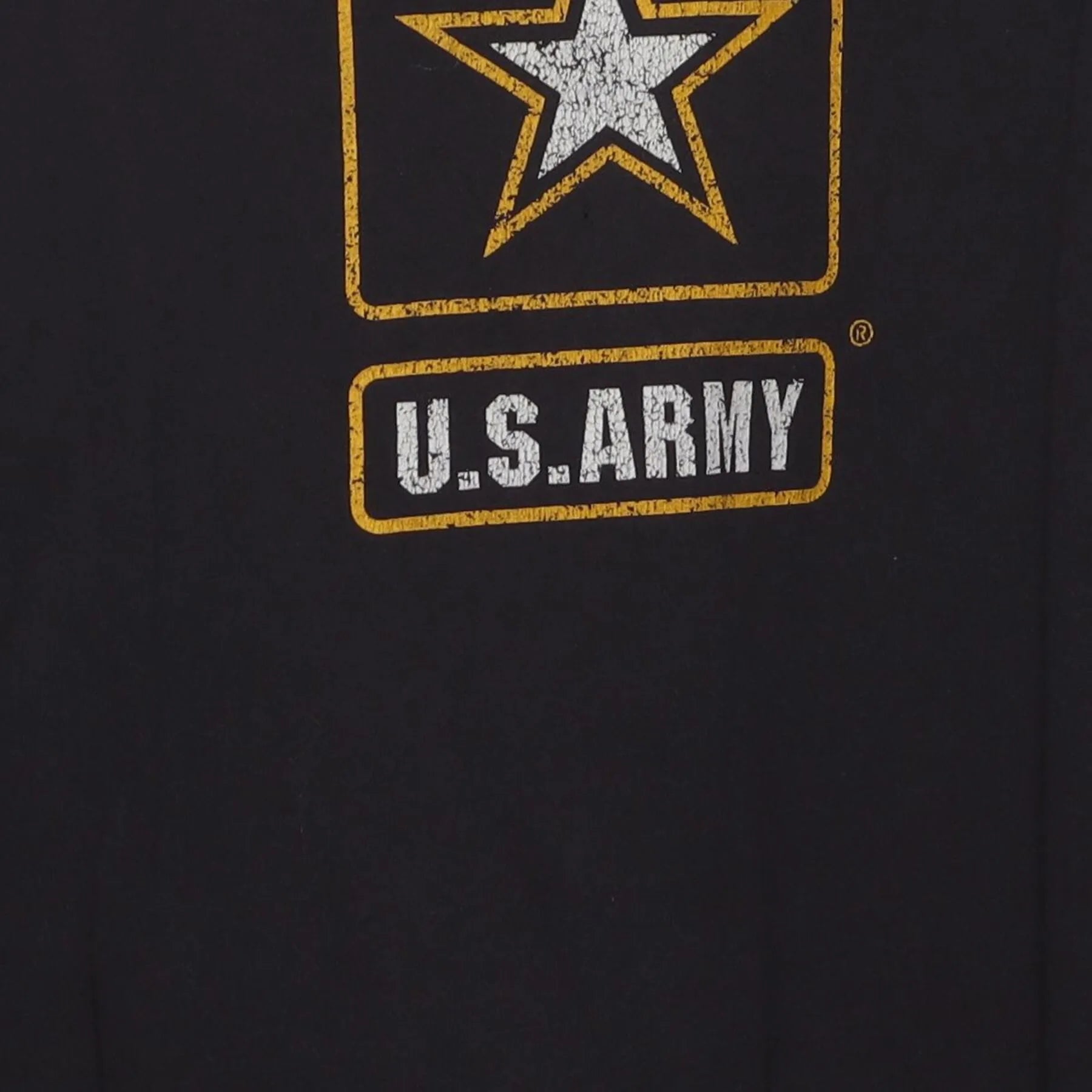 Close-up of the main graphic on the Vintage Y2K U.S. Army "Army Star Logo" T-Shirt - L