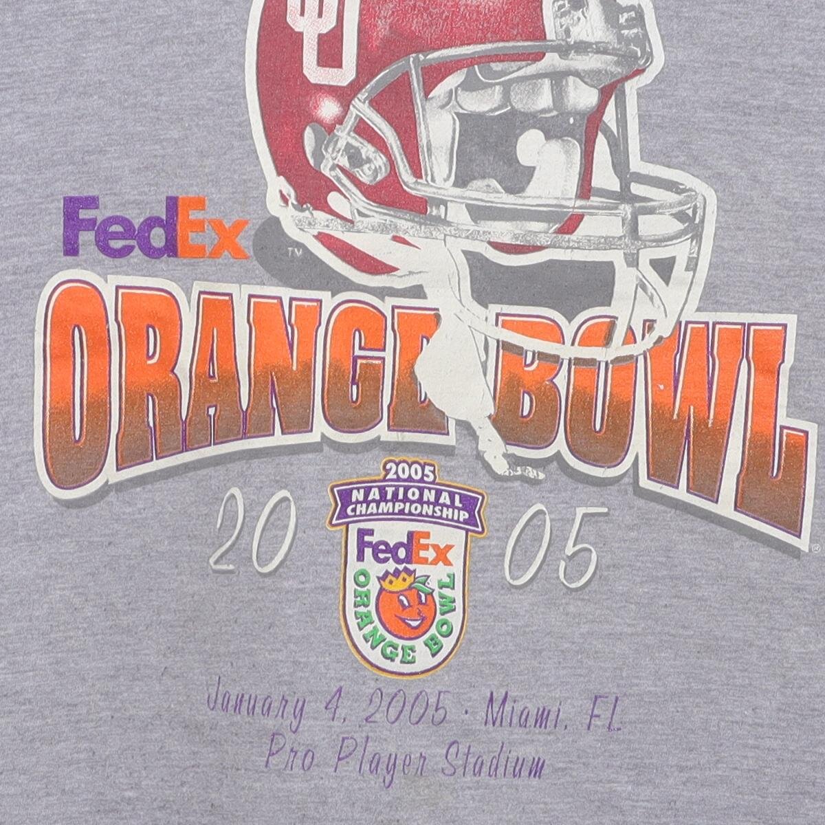 Close-up of the main graphic on the Vintage Y2K 2005 Orange Bowl "Oklahoma Sooners" T-Shirt - XL