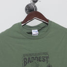 Close-up of the collar and tag on the Vintage Y2K Baddest Mudrun "Welcome to the Badlands" T-Shirt - XL