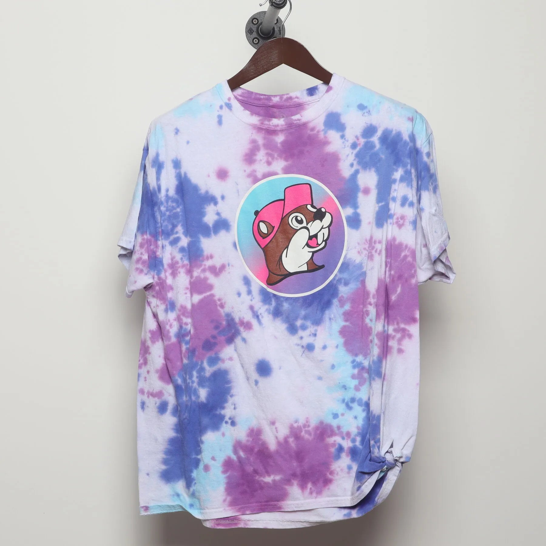 Front view of Vintage Y2K Buc-ee's "Take Me To Buc-ee's Road Trip" T-Shirt - XL