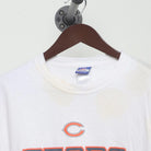 Close-up of the collar and tag on the Vintage Y2K Chicago Bears "Bears Football" T-Shirt - XXL