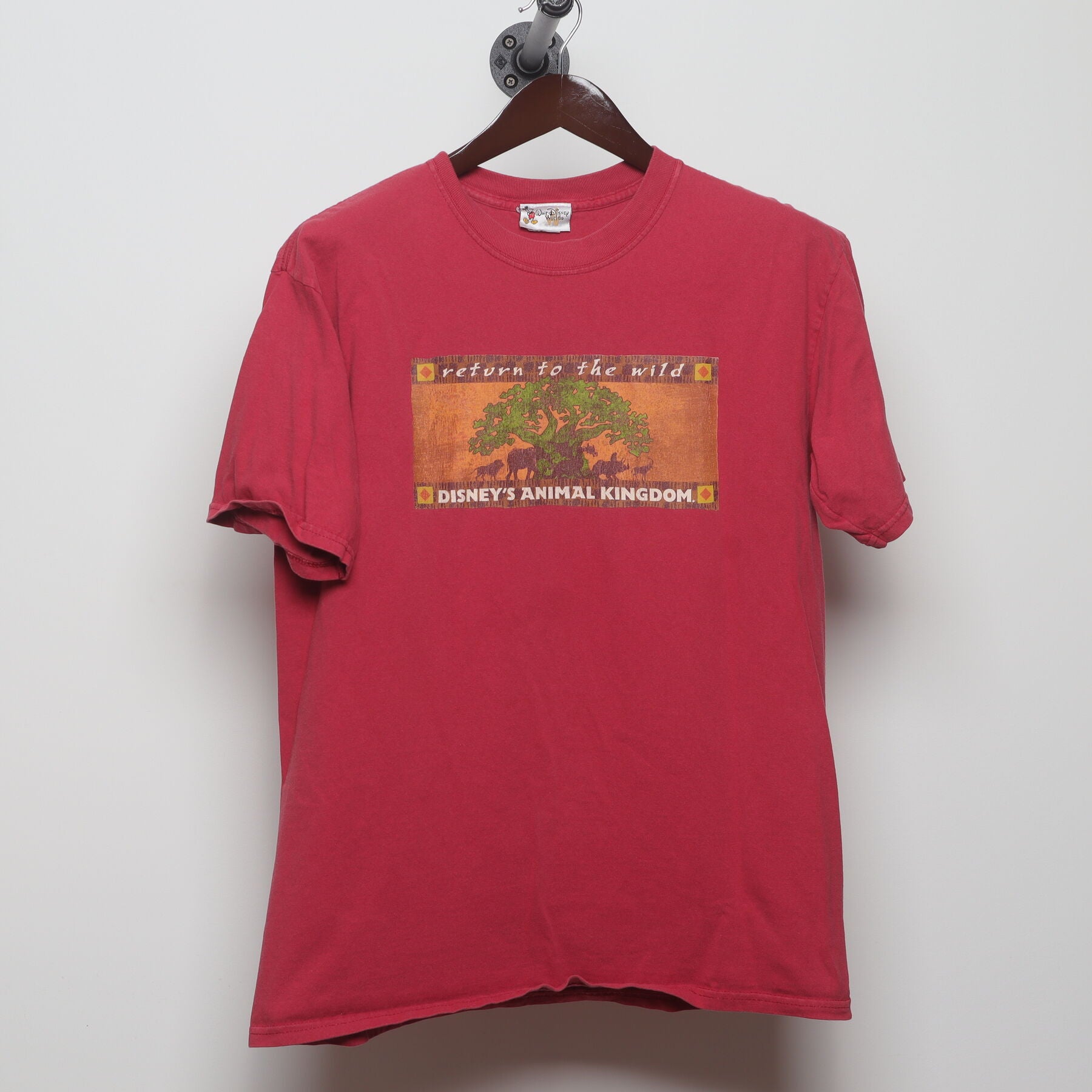 Front view of Vintage Y2K Disney's Animal Kingdom "Return to the Wild" T-Shirt - M