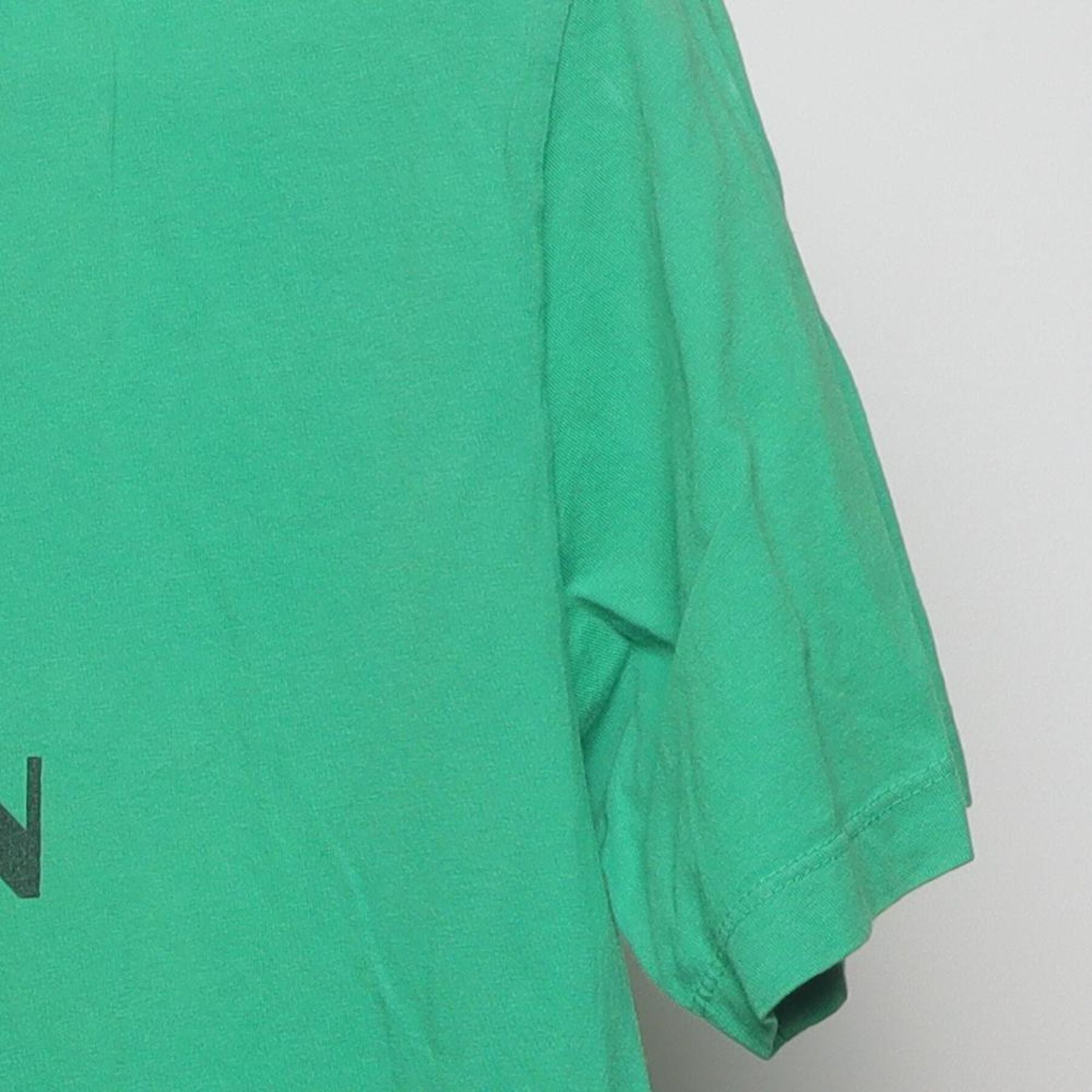 Close-up of the Right sleeve on the Vintage Y2K Ebbets Field Flannels "Clearing Question Marks" T-Shirt - M