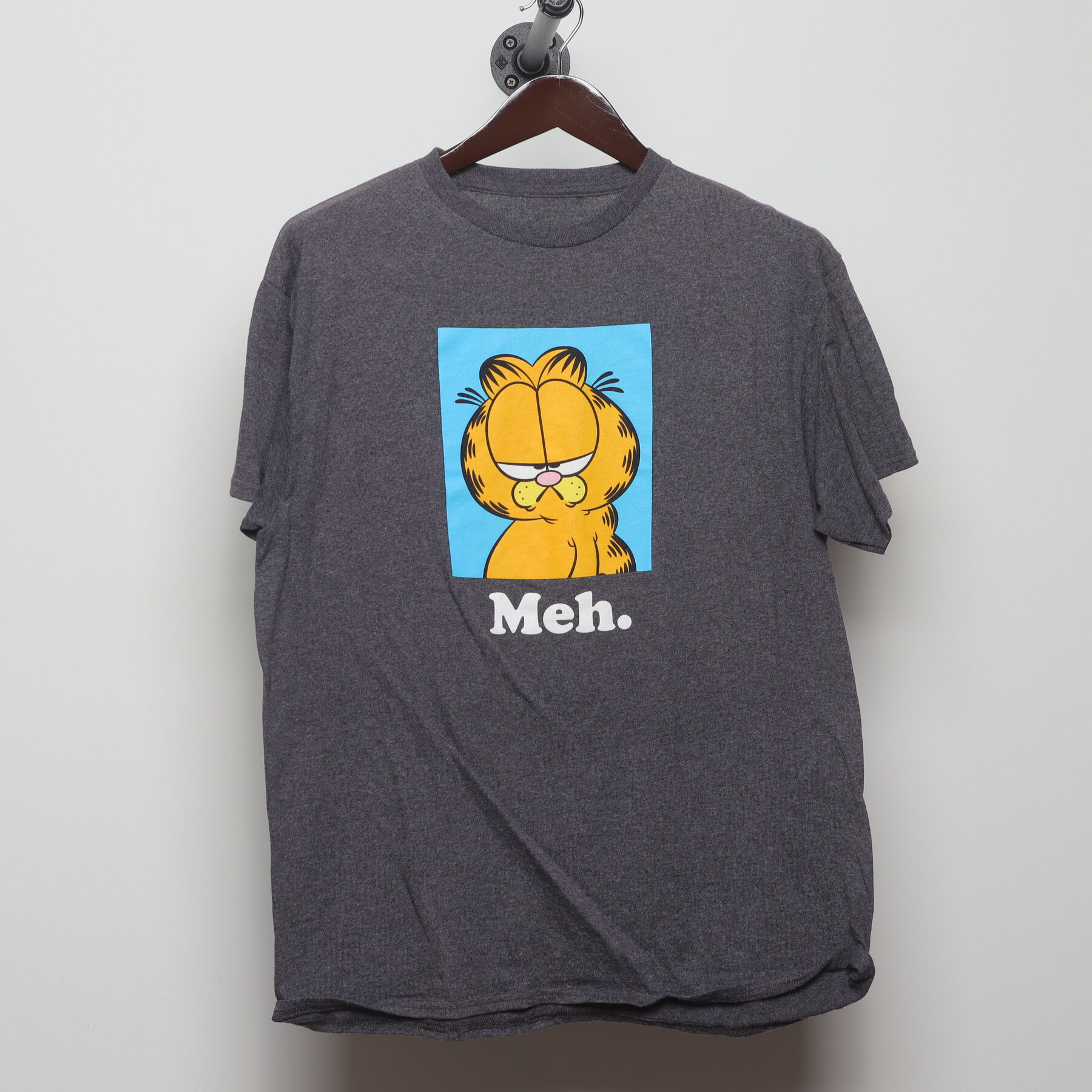 Front view of Vintage Y2K Garfield "Meh." T-Shirt - M