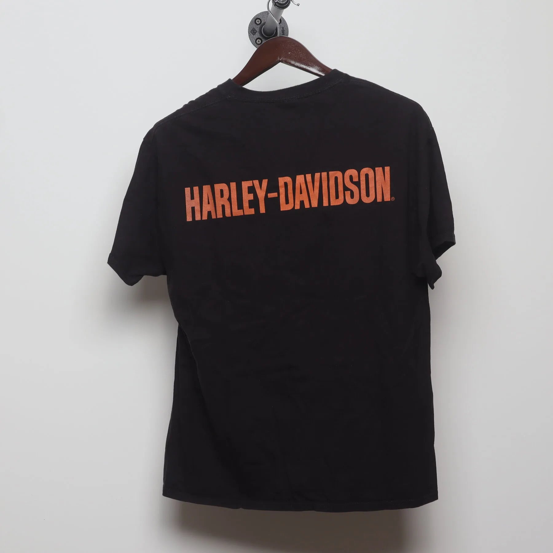 Back view of Vintage Y2K Harley-Davidson "Bar & Shield Logo" T-Shirt - M