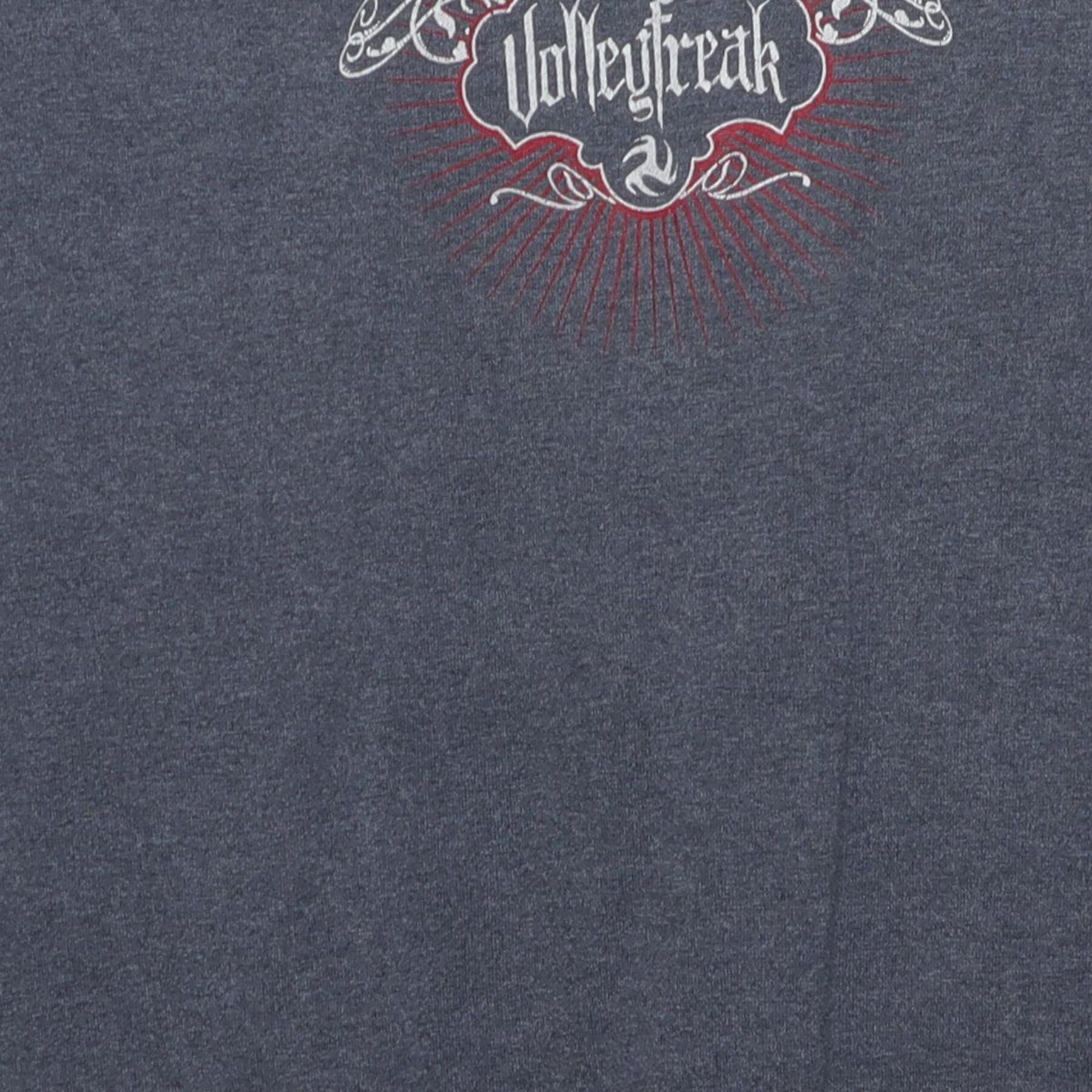Close-up of the main graphic on the Vintage Y2K Unleash Break "Tribal Logo" T-Shirt - L