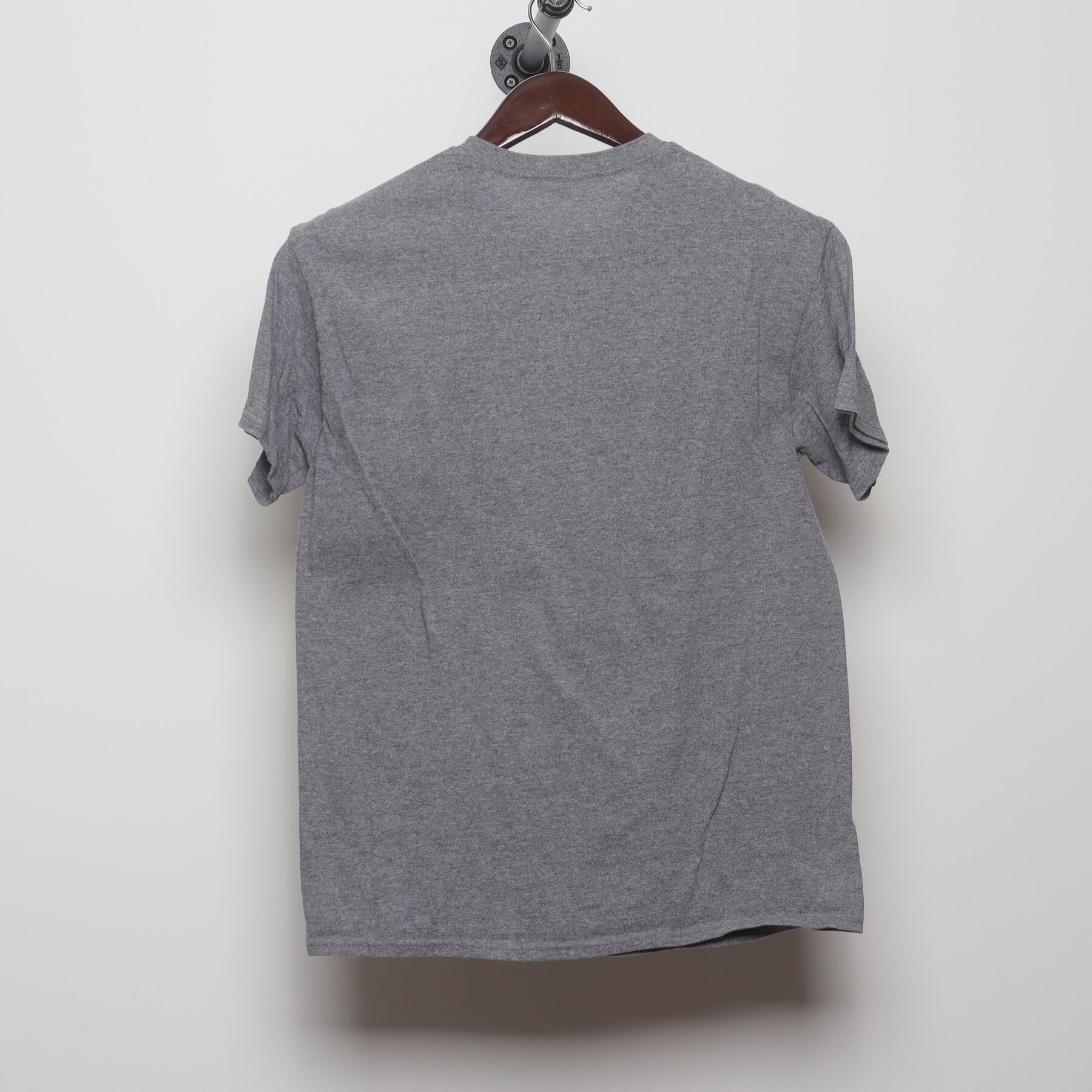 Back view of Vintage Y2K "The Flash Drive" Pun T-Shirt - M