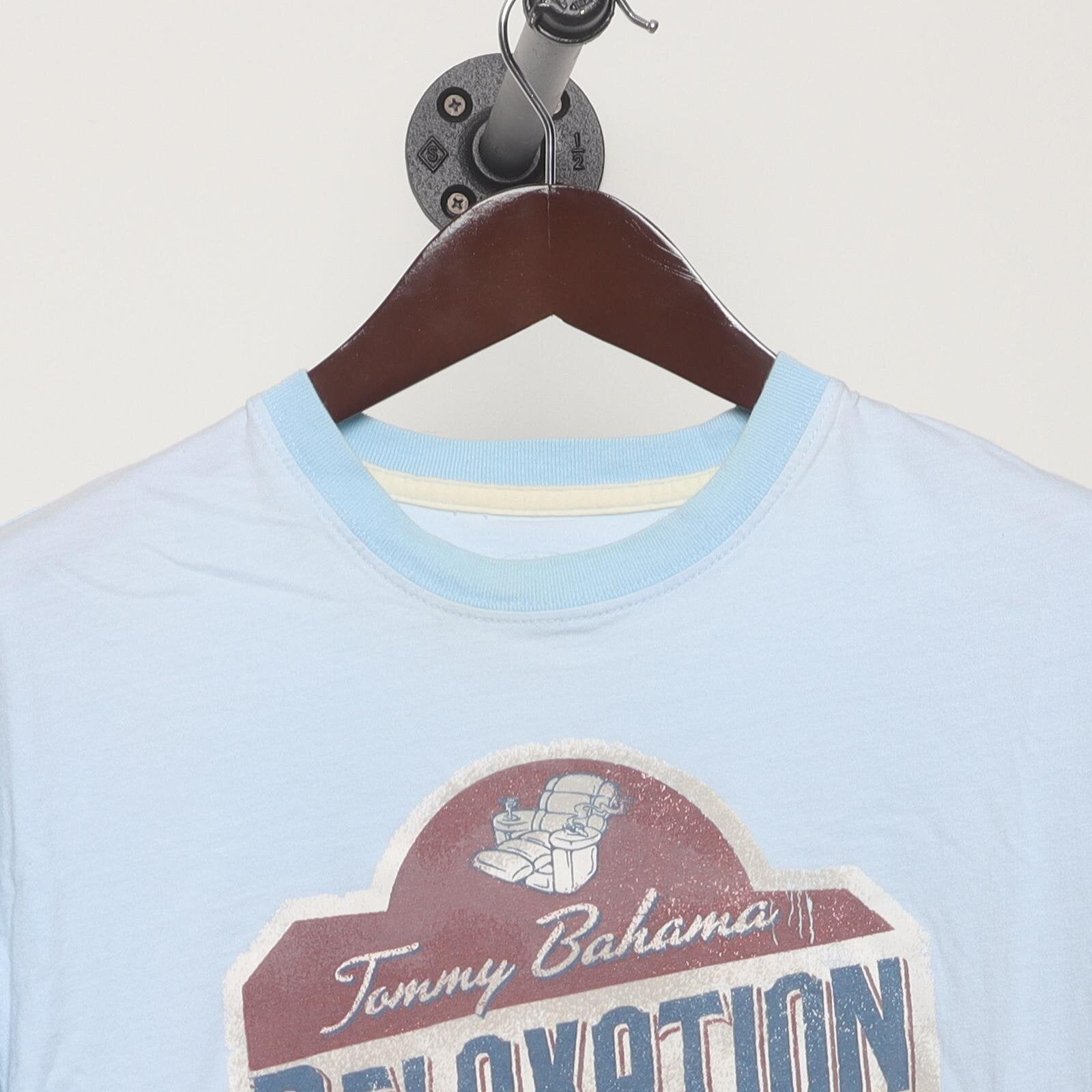 Close-up of the collar and tag on the Vintage Y2K Tommy Bahama "Relaxation Specialist" T-Shirt - XL